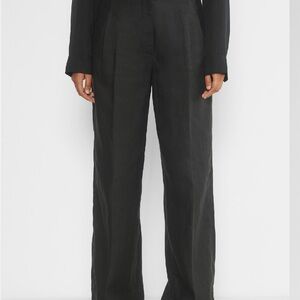 Aritzia Black Effortless New Linen Pants Size 2